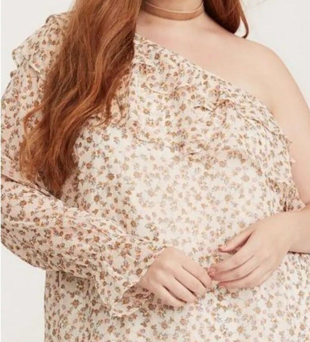 Torrid Top Ruffled Size 3 (3X) One Shoulder Asymmetrical Floral Wildflower